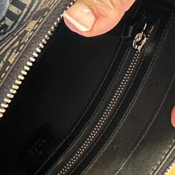 Gucci Caleido Web Crossbody - Picture 6 of 16